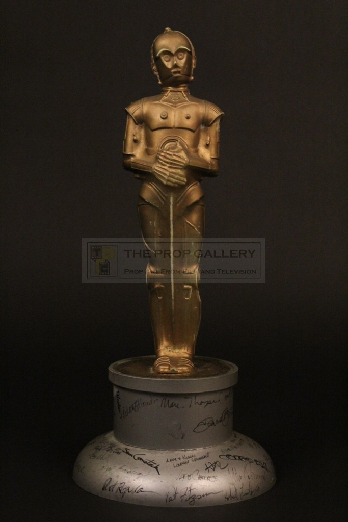 the prop gallery ilm c 3po oscar statuette presented to brian johnson