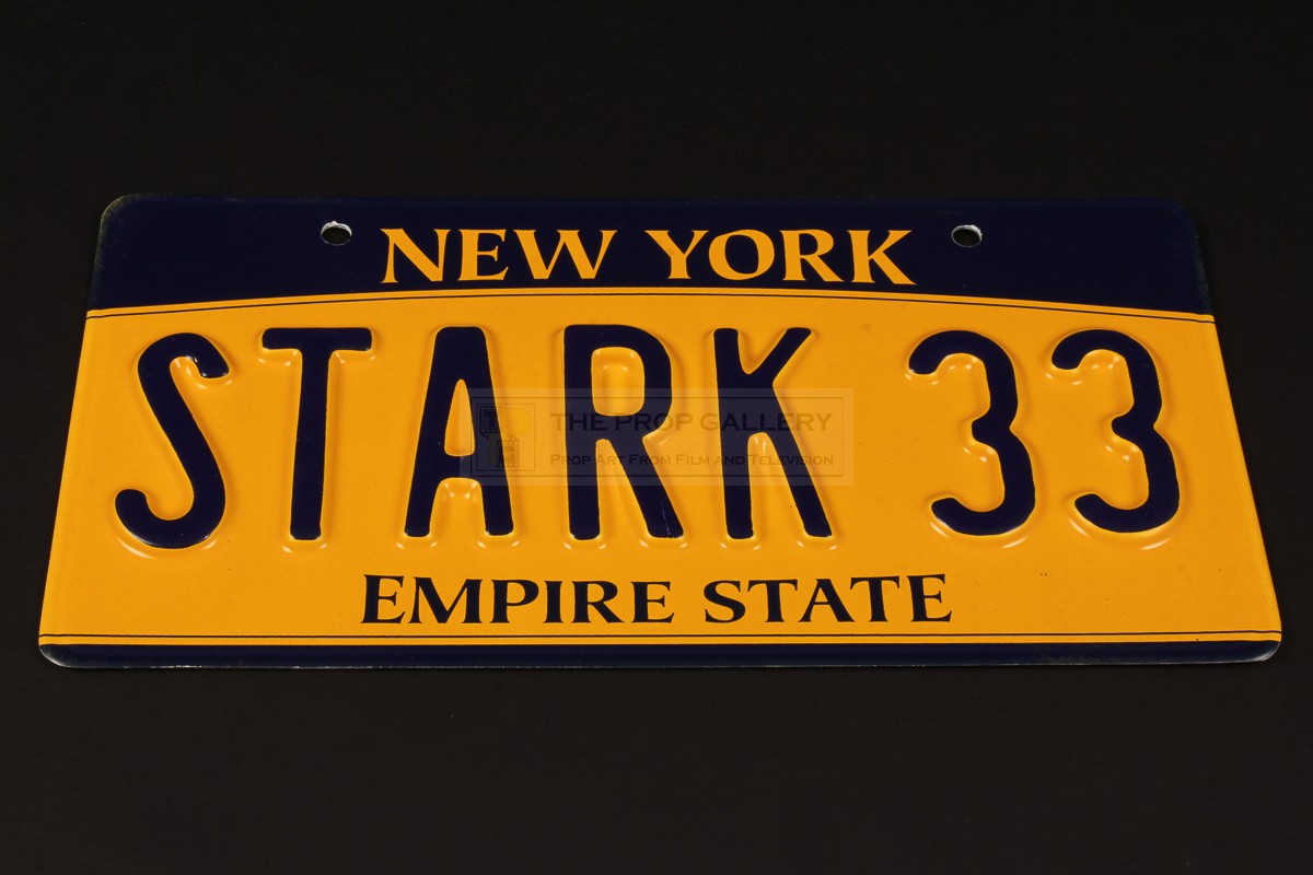 The Prop Gallery Stark 33 licence plate