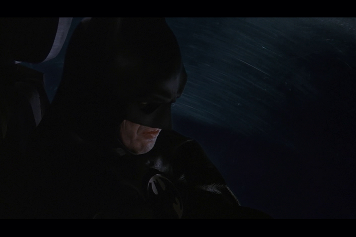 Michael Keaton in Batwing 1989 Batman 8x10 Photo *BUY 3 GET 1 FREE! 