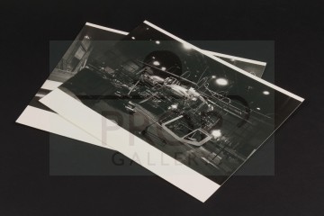 Vintage behind the scenes stills - Dropship construction