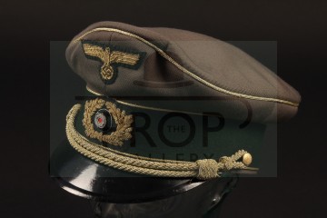 General von Klinkerhoffen (Hilary Minster) visor cap