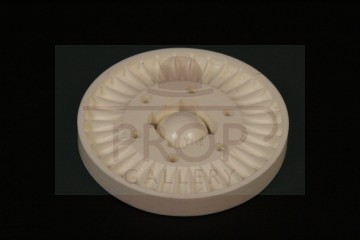 Sam Bell (Sam Rockwell) spacesuit pack detail