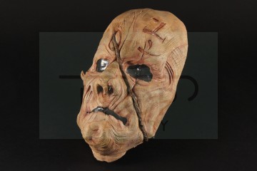 Sahjhan (Jack Conley) prosthetic mask
