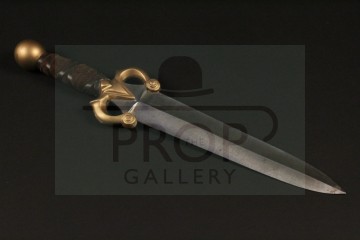 He-Man (Dolph Lundgren) half sword