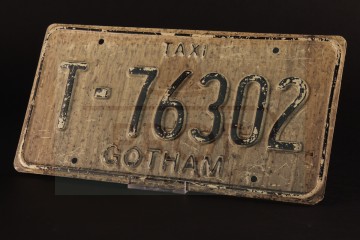 Gotham City taxi licence plate