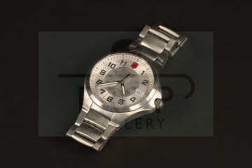 John Koestler (Nicholas Cage) wristwatch