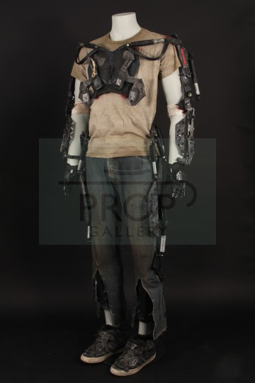 Max (Matt Damon) costume & HULC exoskeleton