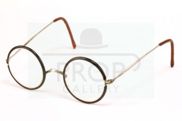 Danka Dresner (Anna Mucha) spectacles
