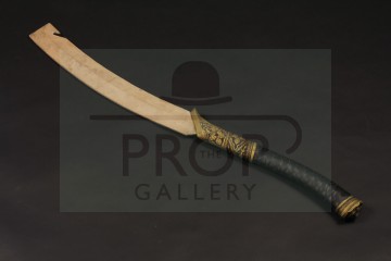 Prince Nuada (Luke Goss) stunt sword