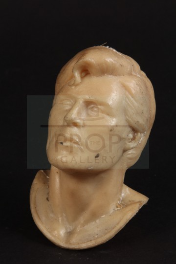 Production made Superman (Christopher Reeve) head