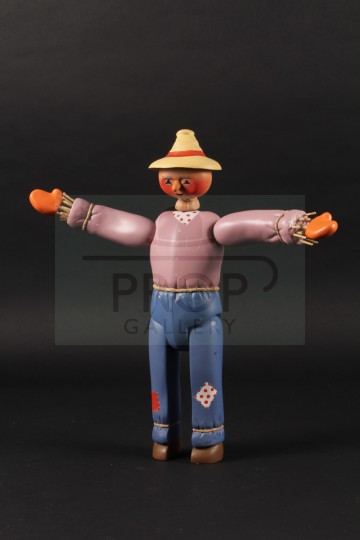 Large scale scarecrow miniature figure