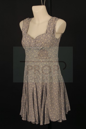 Kay Davies (Meg Ryan) dress