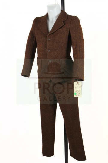 Millard Nullings (Cameron King) costume
