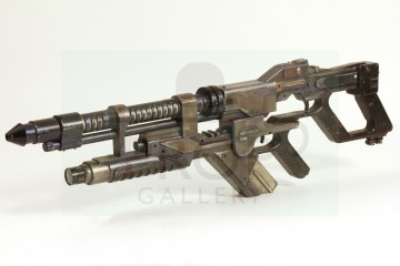 Ripley (Sigourney Weaver) flamethrower