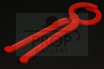 Harry Stamper (Bruce Willis) pipe tongs
