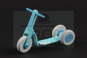 Pingu's scooter
