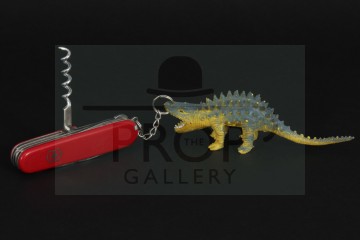 Alabama Whitman (Patricia Arquette) Swiss Army knife