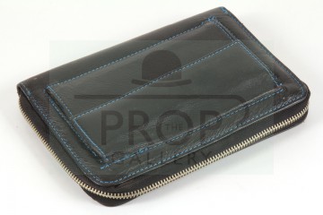 Sam Bell (Sam Rockwell) vanity set