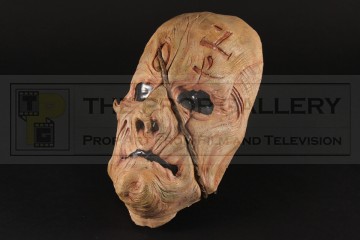 Sahjhan (Jack Conley) prosthetic mask