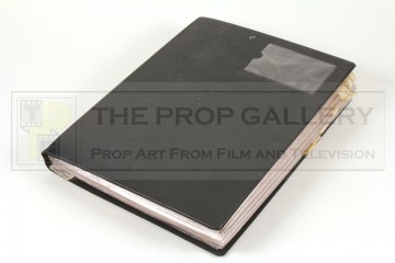 Production binder - The Golden Prince-Nez