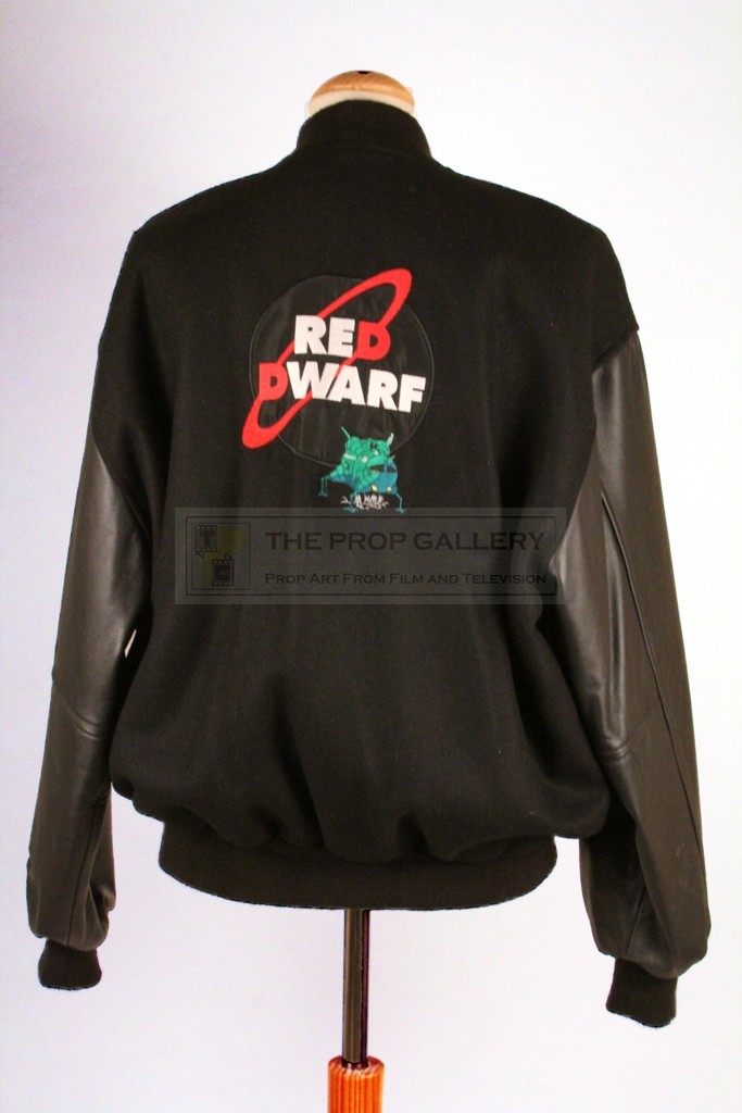 Dwar jacket shop