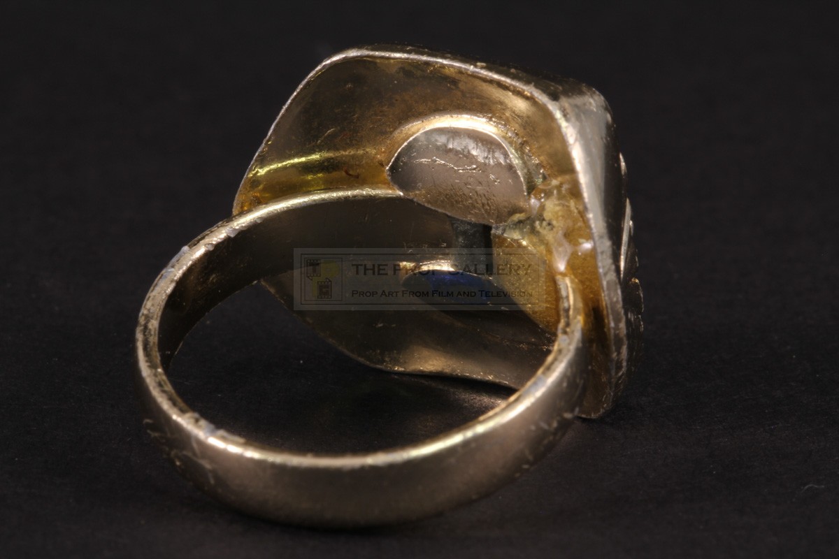 The Prop Gallery | Nigel Powers (Michael Caine) pinky ring
