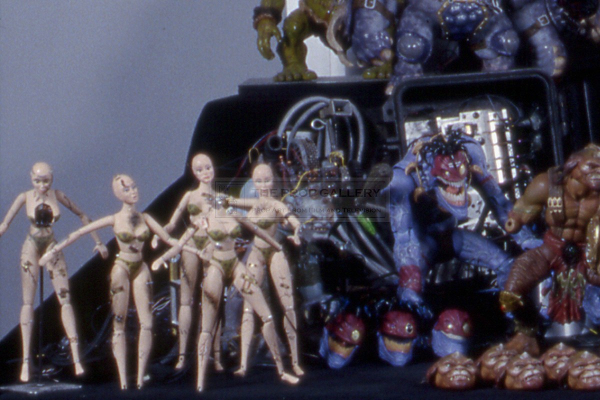 Small soldiers gwendy dolls