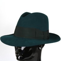 DA Fletcher (Dick Van Dyke) fedora