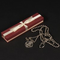 Johnny Depp (Willy Wonka) keychain crew gift