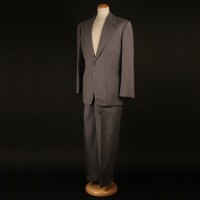 Meyer Lansky (Ben Kingsley) suit