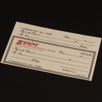 Max Zorin (Christopher Walken) cheque