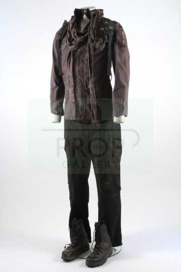 Future war soldier costume