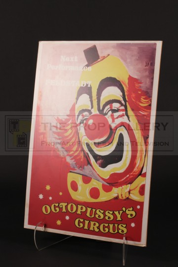 Octopussy's Circus sign