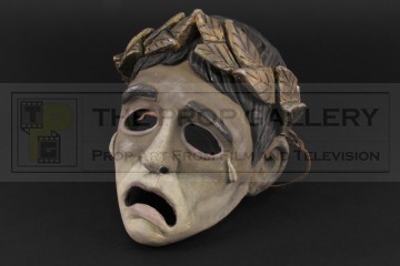 Commodus (Joaquin Phoenix) pantomime mask